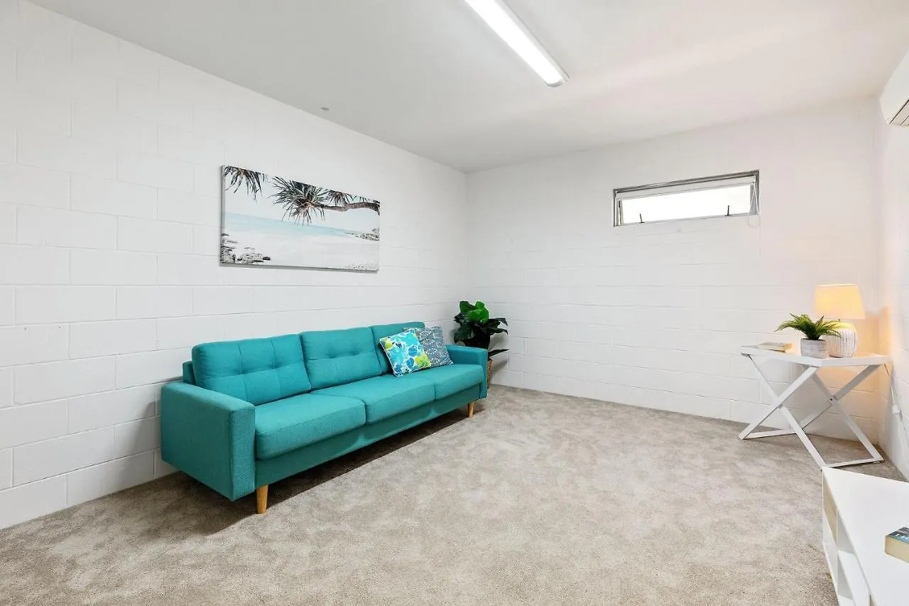Ferguson St Family Home In Fabulous Location صن شاين بيتش