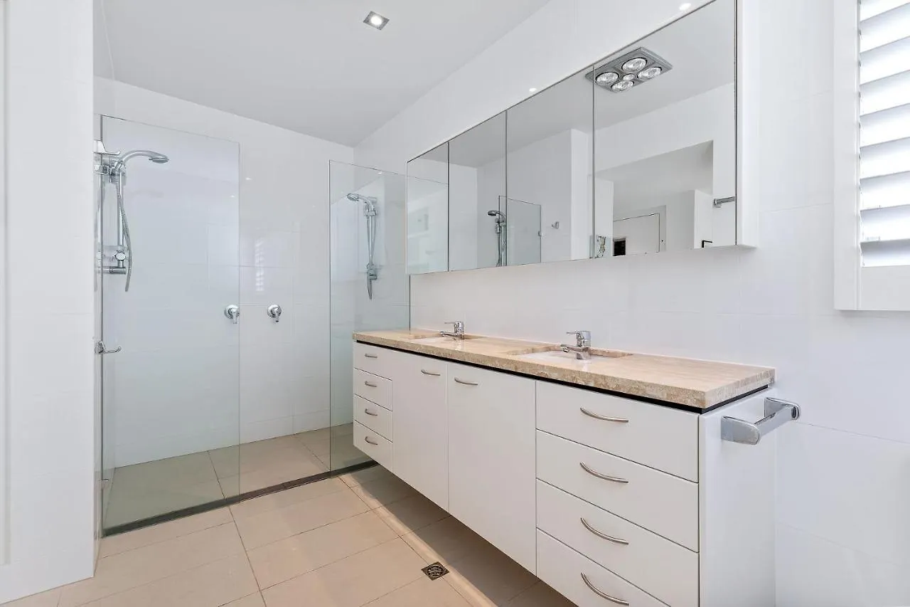 بيت للعطل Ferguson St Family Home In Fabulous Location صن شاين بيتش
